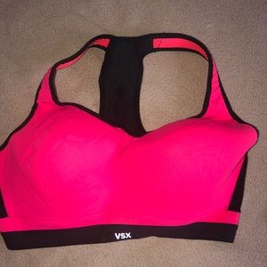 Victoria’s secret sports bra 36DD